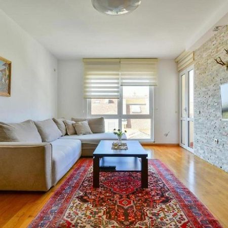 Lux Apartman Sofia Apartment Sveti Stefan Ngoại thất bức ảnh