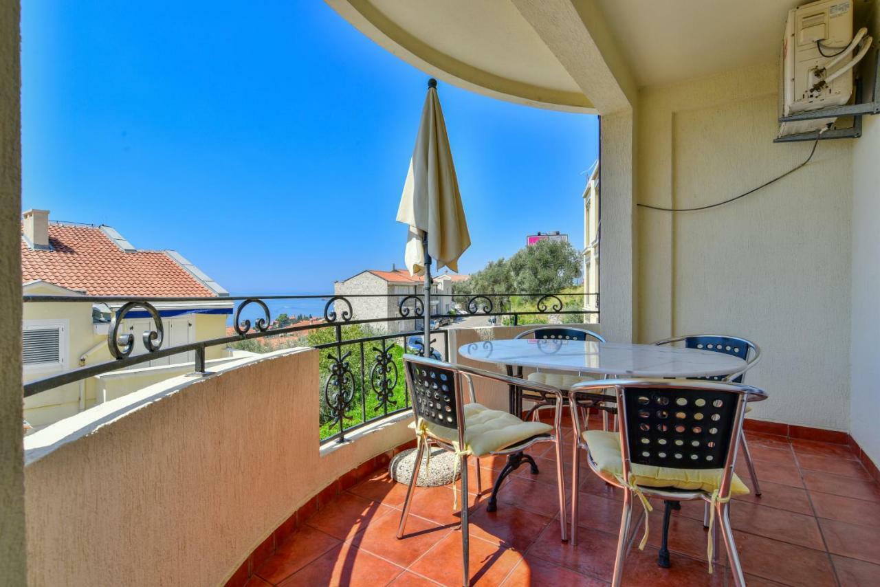 Lux Apartman Sofia Apartment Sveti Stefan Ngoại thất bức ảnh