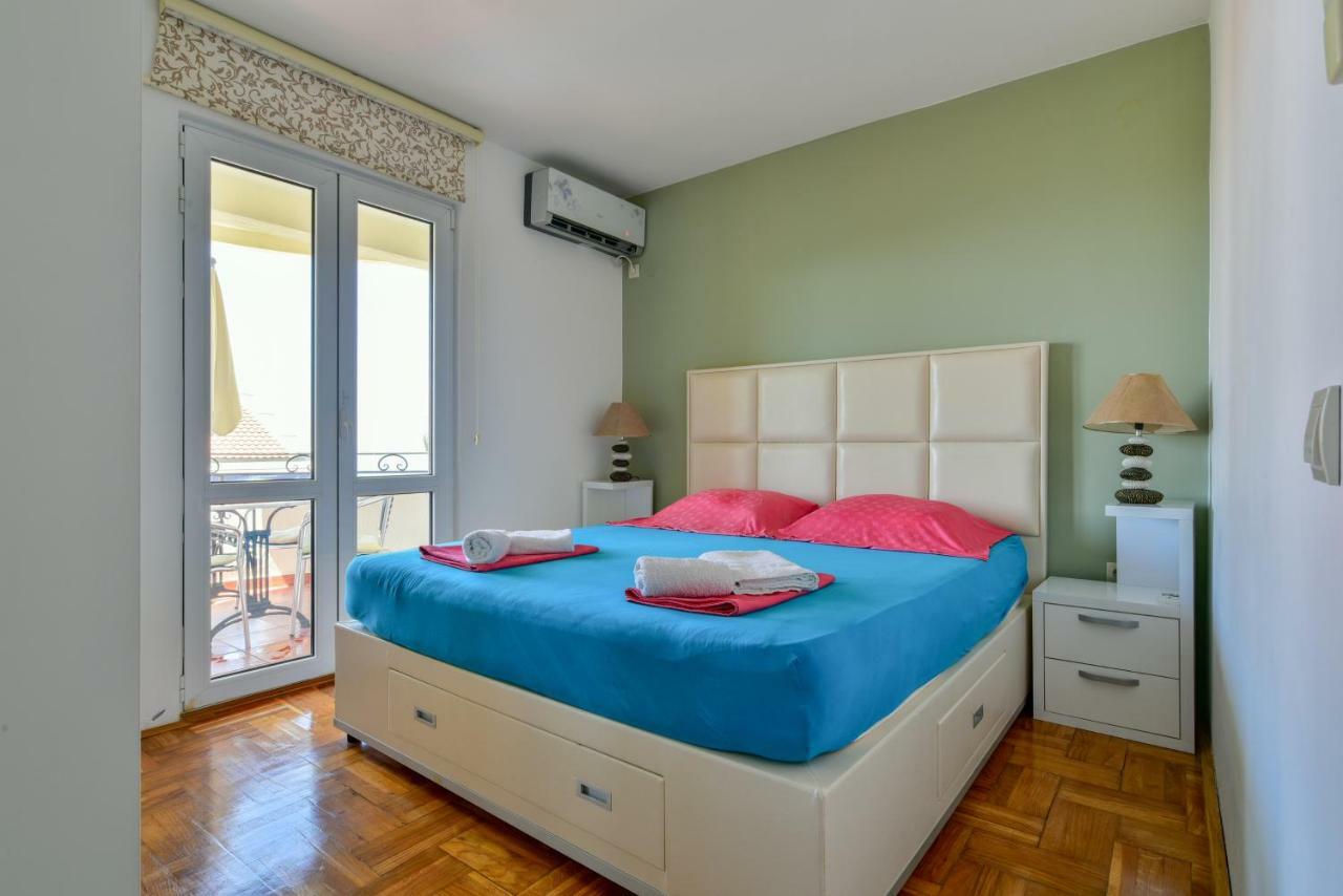 Lux Apartman Sofia Apartment Sveti Stefan Ngoại thất bức ảnh